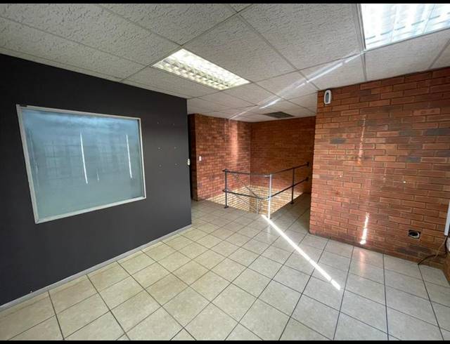 INDUSTRIAL PROPERTY TO RENT IN HENNOPS PARK INDUSTRIAL